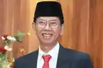 Ketua-DPRD-Kota-Surabaya-Adi-Sutarwijono-1582024.jpg