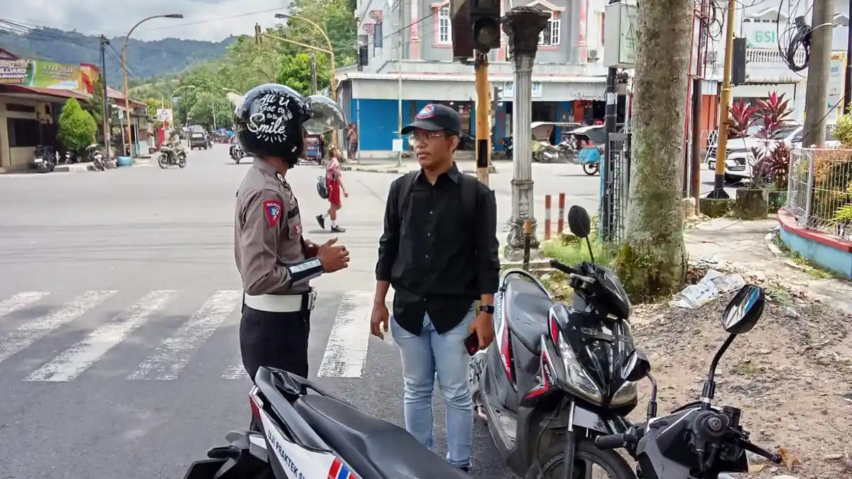 Polres Sibolga Gelar Razia Ops Keselamatan Toba 2025, Tilang Pelanggar Kasat Mata