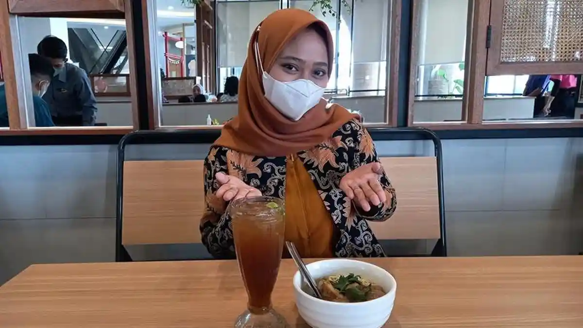 Promo Beli Bakso Campur Spesial Gratis Es Lemon Tea di Bakso Lapangan Tembak Senayan Lampung