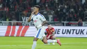 Winger-Brasil-milik-Arema-FC-Gabriel-Silva-selebrasi-usai-membobol-gawang-Persija-Jakarta.jpg