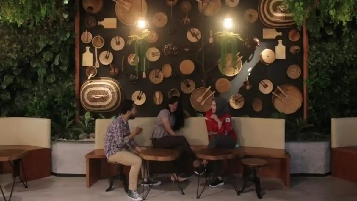 The Eatnic Hadirkan Program Happy Hour di Plaza Balikpapan