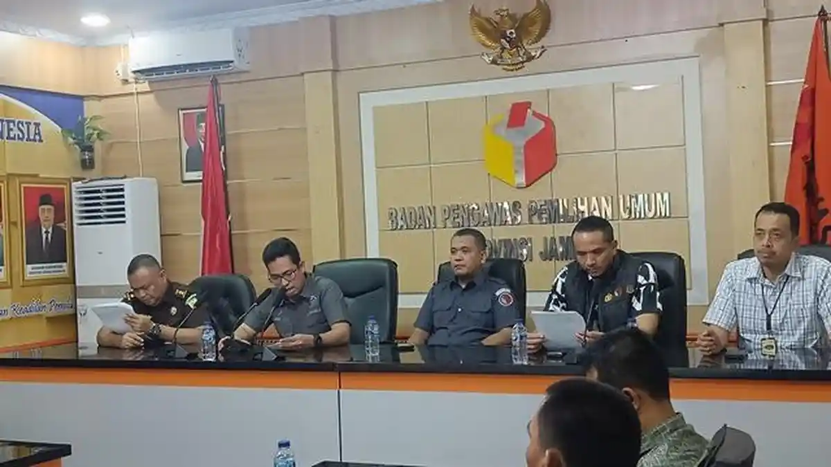 Bawaslu Provinsi Jambi Tak Temukan Unsur Pelanggaran Romi-Sudirman