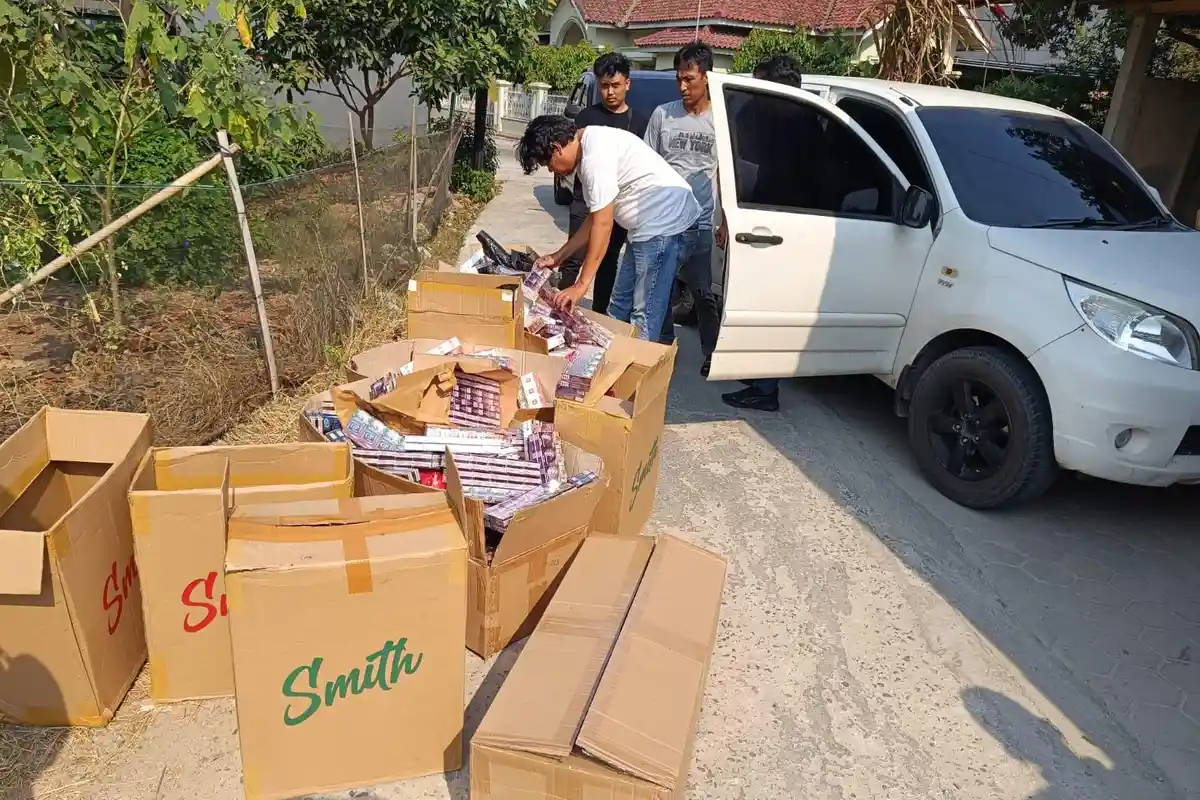Polisi Tangkap Tiga Warga Bandar Lampung yang Edarkan Rokok Ilegal, Amankan 72 Ribu Batang