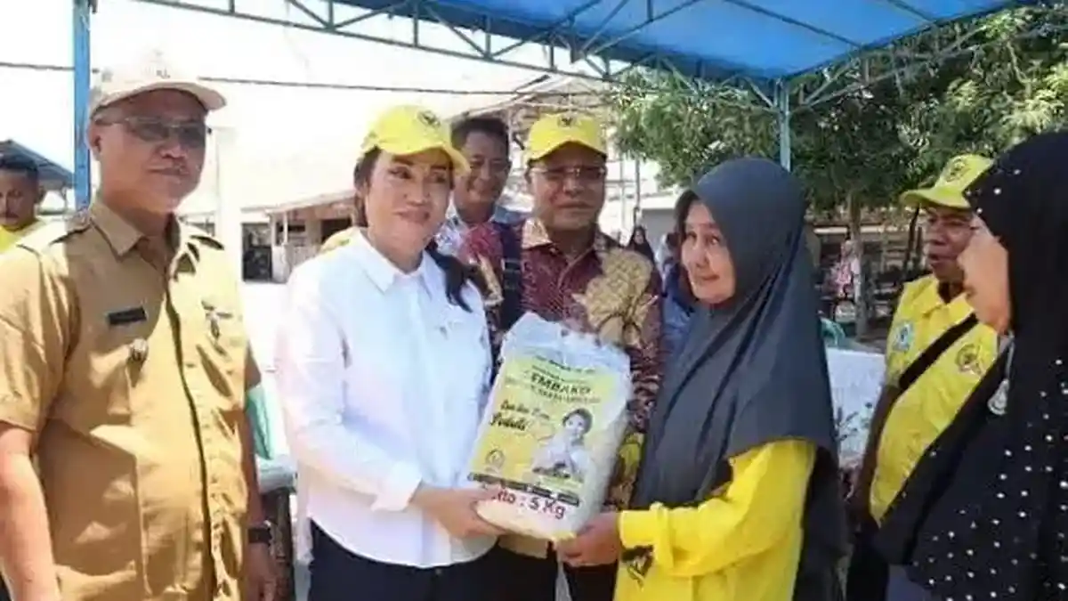 Cen Sui Lan Tinjau Langsung Proyek Bedah Rumah 80 Unit dan Pamsimas di Lingga Kepri