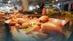 Harga-daging-ayam-broiler-kembali-turuj.jpg