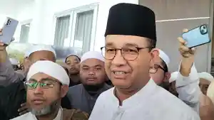 Capres-Anies-Baswedan-bertakziah-ke-rumah-duka-almarhum-Habib-Hasan.jpg