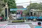 Ratusan-mahasiswa-longmarch.jpg