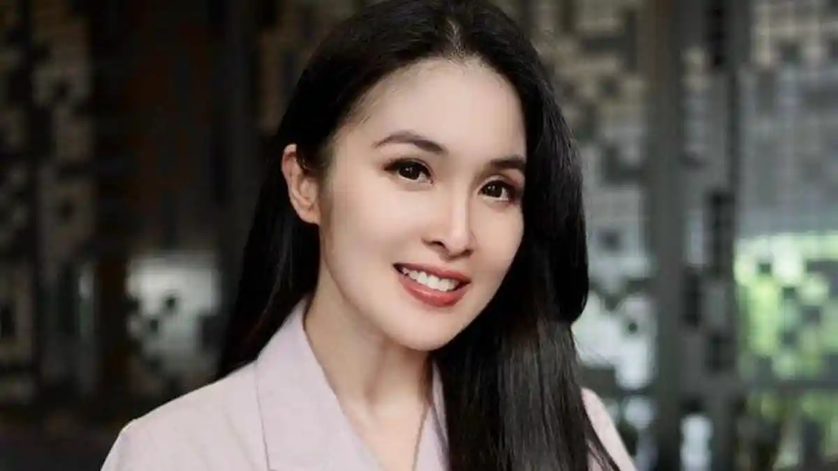 Sandra Dewi Bagi Tips Perawatan Agar Awet Muda dan Hindari Penuaan Dini