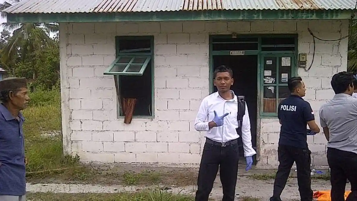 Jasad Tukang Ojek Membusuk di Rumah Kosong