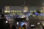 Peti Jenazah Ratu Elizabeth II Dibawa ke Istana Buckingham