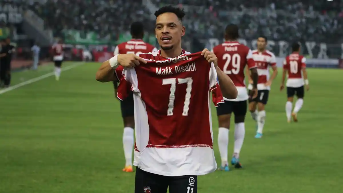 Madura United Secara Resmi Berpisah Lulinha, Begini Alasan Manajemen