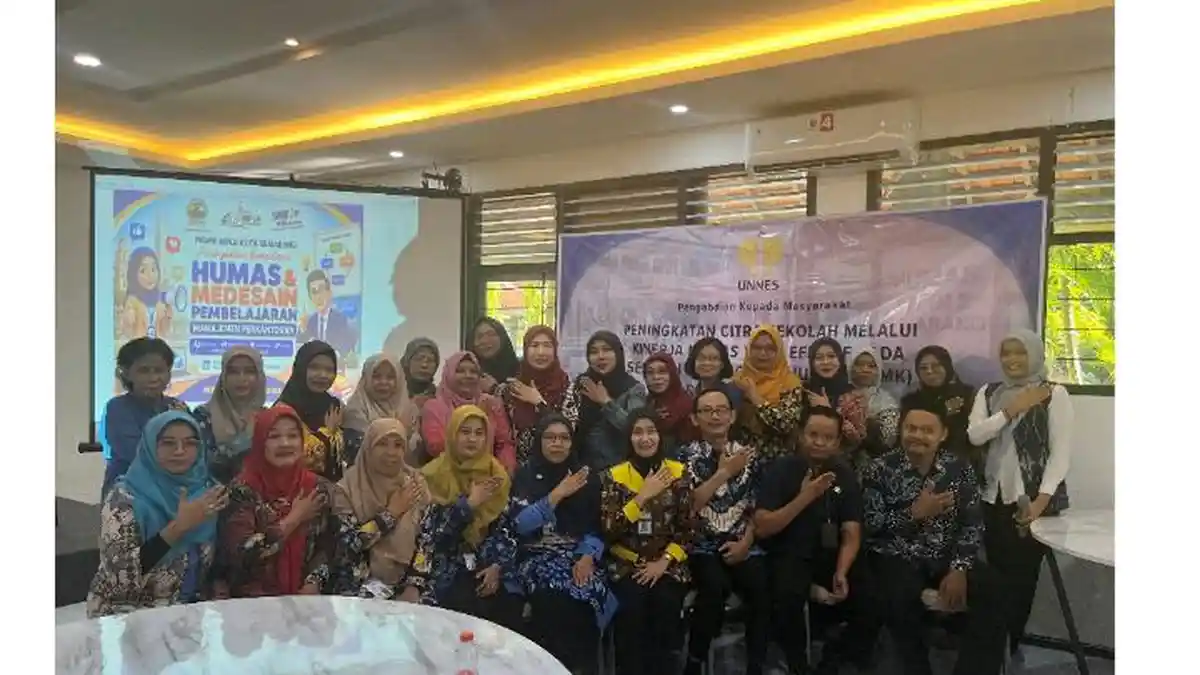 Tim PKM FEB UNNES Tingkatkan Kompetensi Humas Guru SMK Melalui Pelatihan di Kota Semarang - Tribunjateng.com