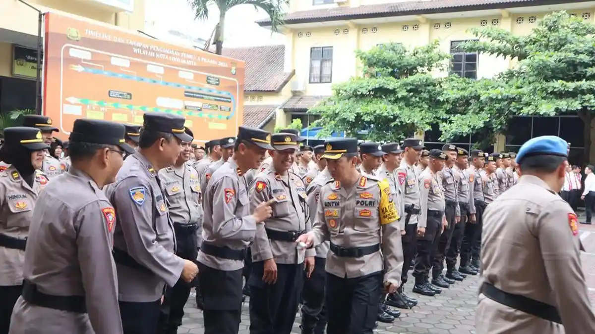 Kapolresta dan Personel Lain Luka-luka Pasca Bentrokan di Jalan Kusumanegara Jogja