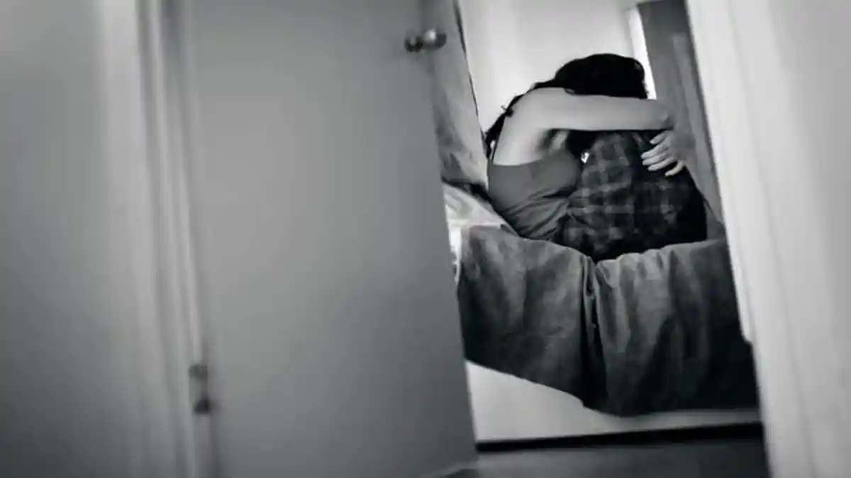 Wanita Muda Dirudapaksa Lalu Ditinggalkan di Jalan Tol dengan Tubuh Penuh Luka, Berikut Kronologinya