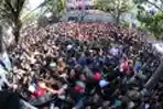 Jusuf Kalla Adakan Open House dan Membagi Uang Lebaran