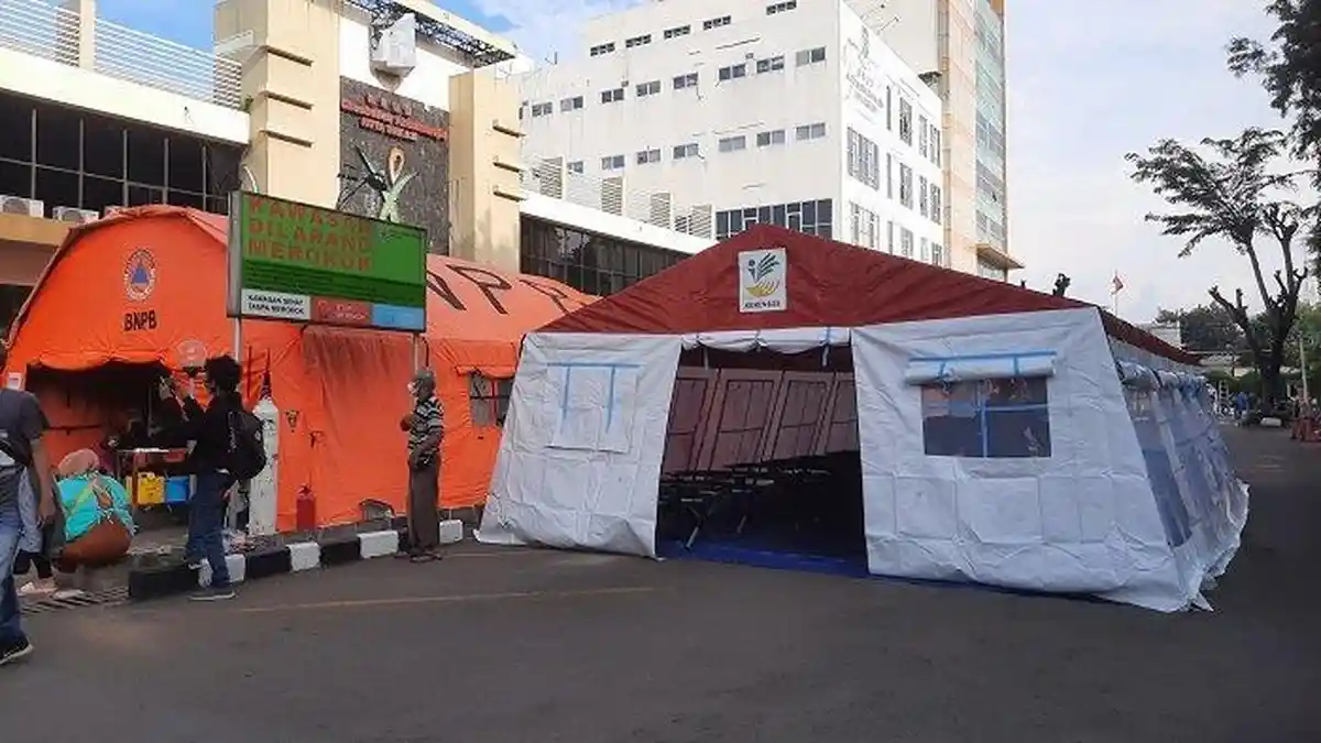 RS Penuh, DPR Minta Pemerintah Buat Terobosan ‘Telemedicine’ Gratis untuk Pasien Isoman Covid-19