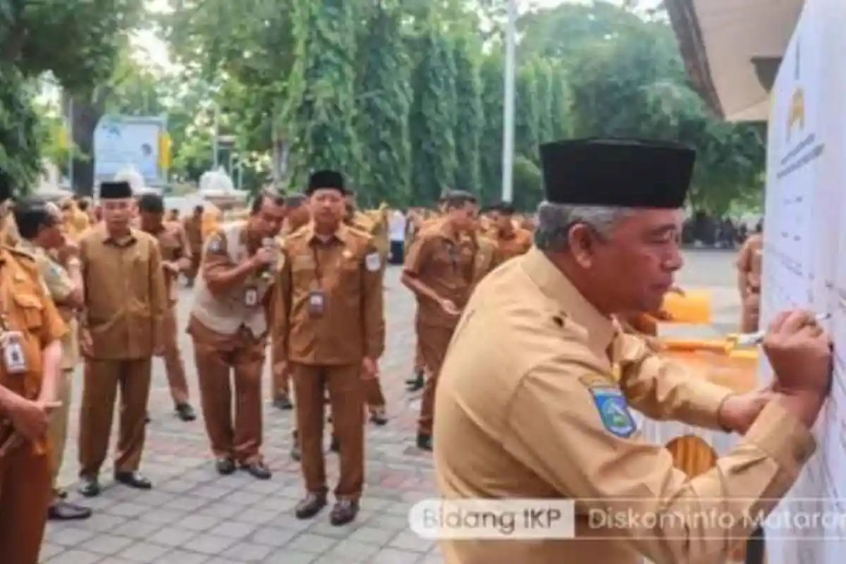 ASN Pemkot Mataram Tandatangani Komitmen Anti Korupsi