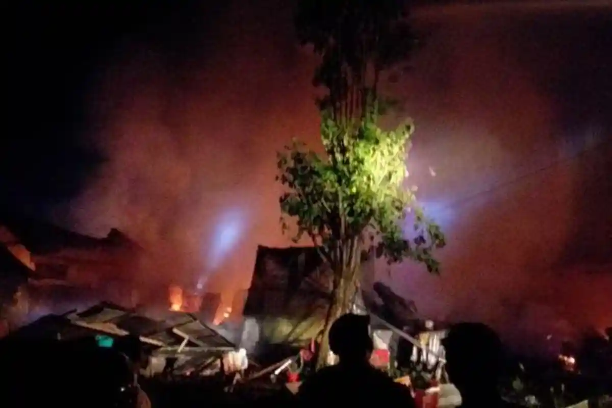 Belasan Rumah Ludes Terbakar, Warga Gogagoman Kotamobagu Selamat dari Amukan Api