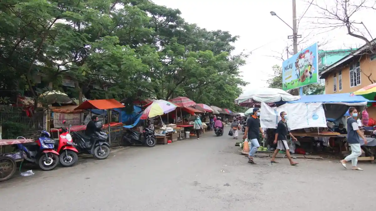 Dinas Perdagangan Instruksikan Pedagang Tempati Lapaknya di Dalam Pasar Pandan Sari Balikpapan