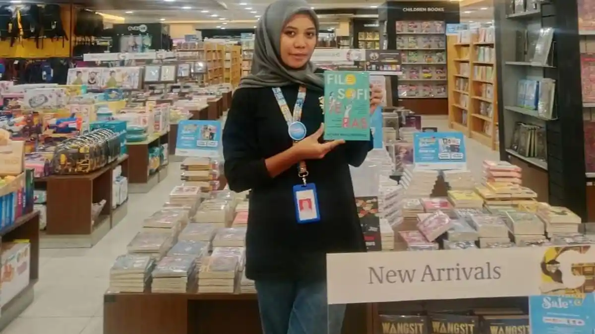 Filosofi Teras: Buku Paling Laris Dikalangan Anak Muda Ternate, Ternyata Menjelaskan Tentang Ini