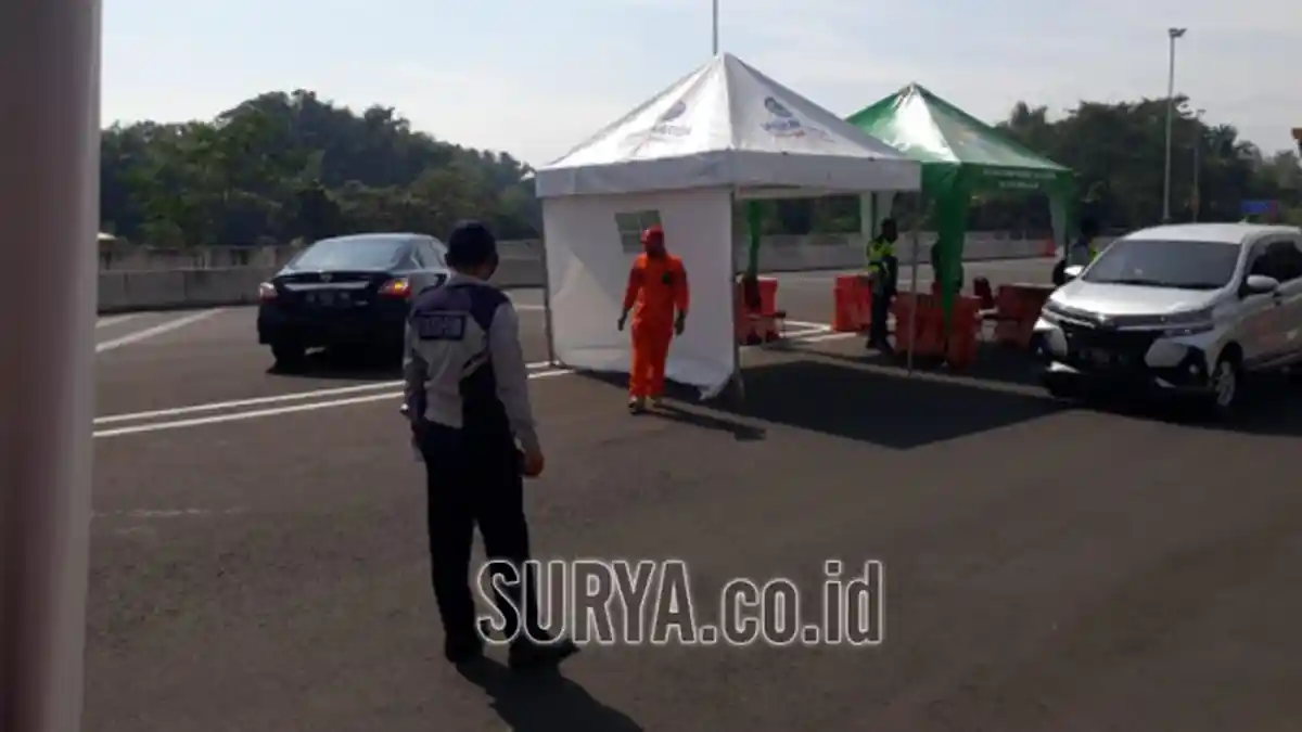 Hari Kedua Lebaran 2021, Ada 123 Mobil Putar Balik di Exit Tol Madyopuro Kota Malang