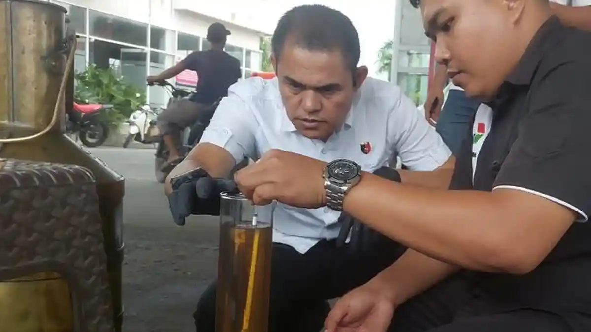 Sidak SPBU, Satreskrim Polres Lhokseumawe Periksa Kualitas dan Takaran BBM Bersubsidi