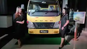 Bosowa-Berlian-Motor-menggelar-promo-spesial-untuk-pembeli-Mitsubishi-Fuso-3583.jpg
