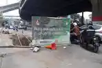 Tidak Ada Rambu Penanda, Pemotor Terperosok ke Lubang Proyek Galian di Kramat Jati Jakarta Timur