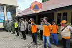 satgas-bencana-saat-melakukan-apel-kesiapsiagaan-di-mapolsek-likupang.jpg