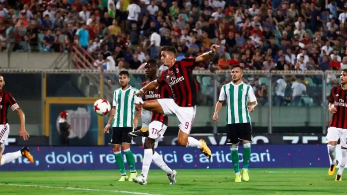 Real Betis Tekuk AC Milan 2-1 di Penghujung Pramusim
