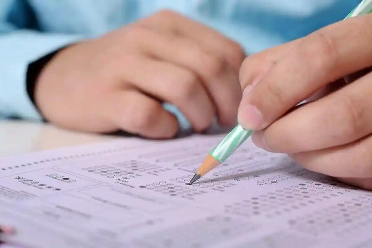 Contoh Soal Ujian Sekolah PAT Bahasa Indonesia Kelas 7 SMP/MTs Dilengkapi Kunci Jawaban