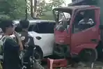 BREAKING NEWS: Fortuner dan Truk Dyna Tabrakan di Tikungan Jalan Trans Avolua Parigi Moutong