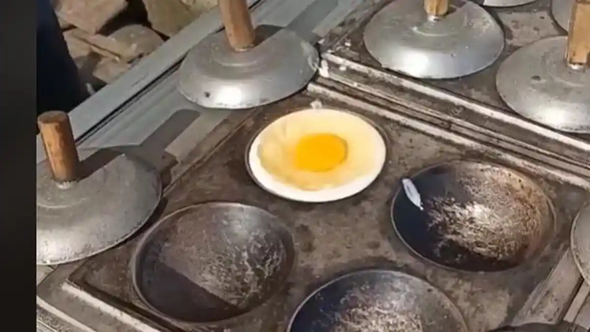 Video Viral TikTok, Sarapan Pagi Serabi Telur Oncom Warga Garut Jawa Barat