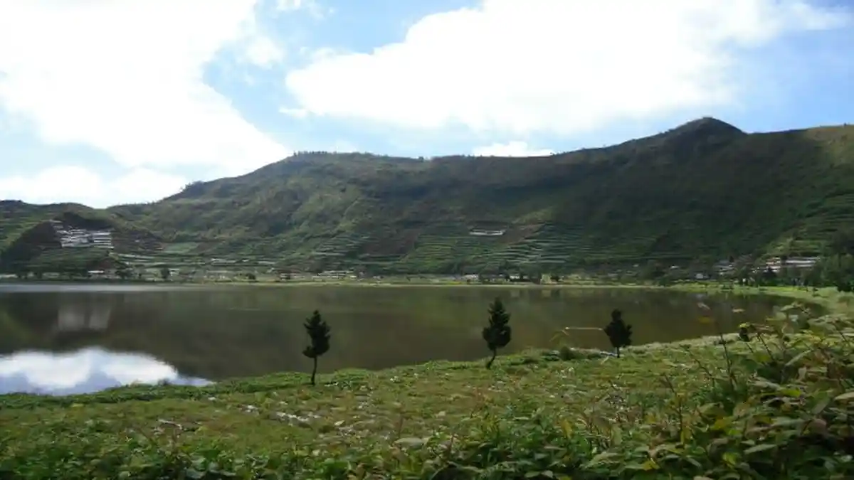 Keindahan Telaga Merdada di Banjarnegara yang Bermanfaat bagi Petani
