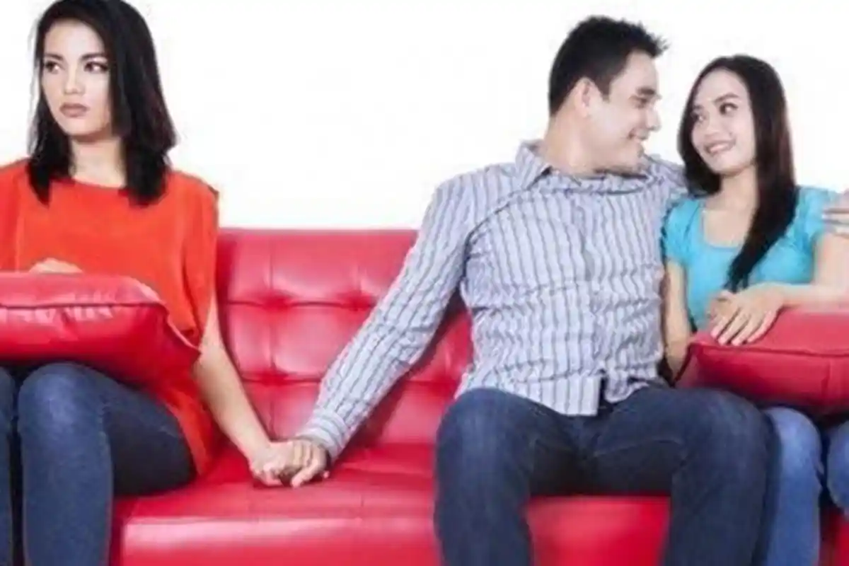 4 Fakta Asal Usul Sebutan Pelakor yang Sering Viral, Berhubungan dengan Artis hingga Sosok Seram Ini