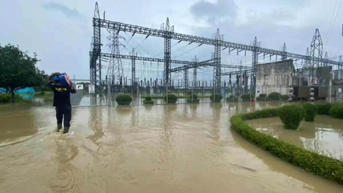 Banjir di Sejumlah Daerah, PLN Ingatkan Warga untuk Waspada Potensi Bahaya Listrik
