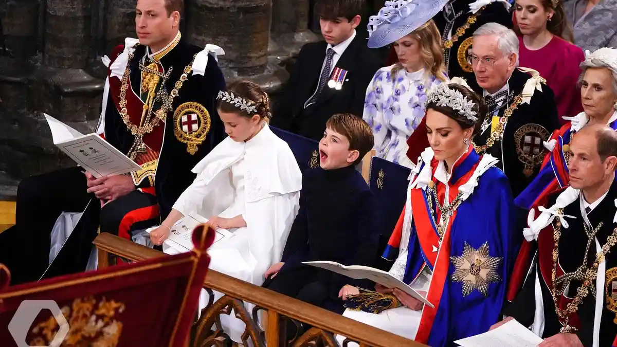 Tingkah Cucu Raja Charles III Saat Penobatan Kerajaan Curi Perhatian