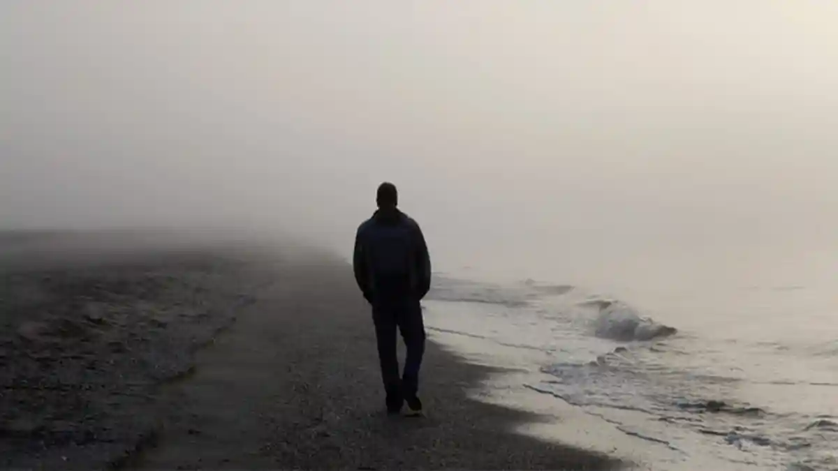 Apa Arti Mimpi Berjalan Sendirian ? Ternyata Pertanda Buruk di Kehidupan Nyata