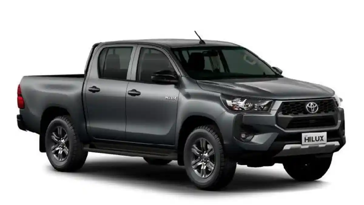 Tips Memilih Jasa Sewa Hilux Double Cabin yang Aman dan Terpercaya