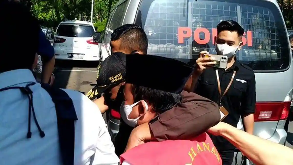 Herry Wirawan Dituntut Kebiri Kimia, Ini Daftar Penjahat Kelamin yang Sudah Divonis Kebiri Kimia