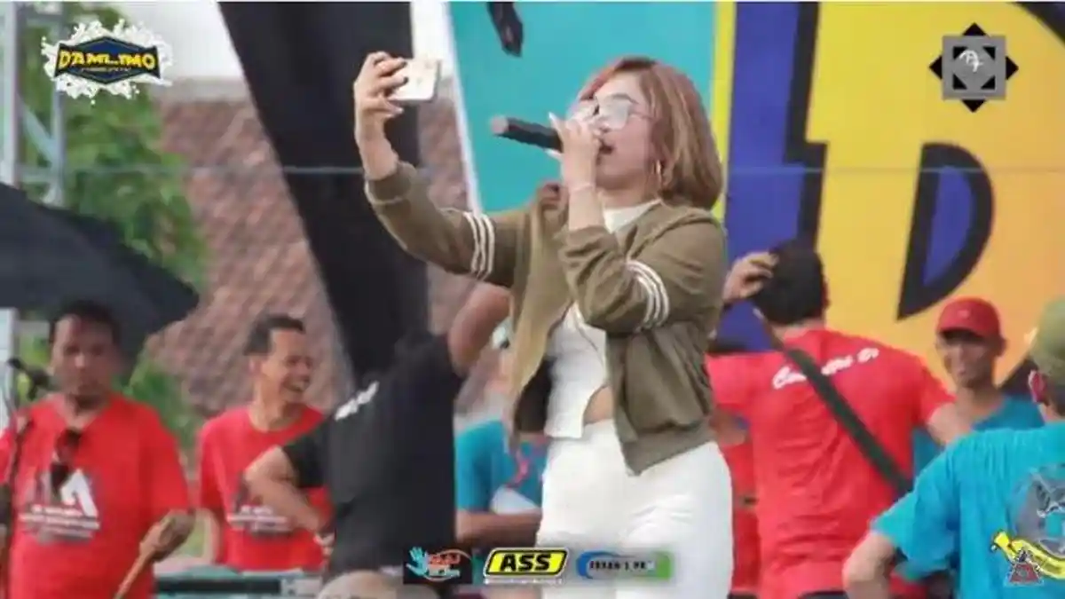 Profil Anggun Pramudita, Pedangdut Viral Karena 'Tarik Sis, Semongko', Populer di TikTok