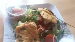 Resep Gado-gado Martabak, Inovasi Makanan Kekinian Berbahan Sayuran