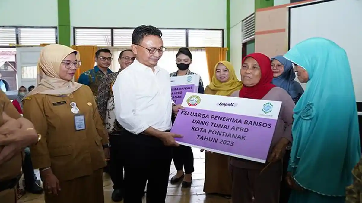 Sebanyak 2.965 Kepala Keluarga Miskin se-Kota Pontianak Terima Bantuan BPJS dan Bansos Tunai