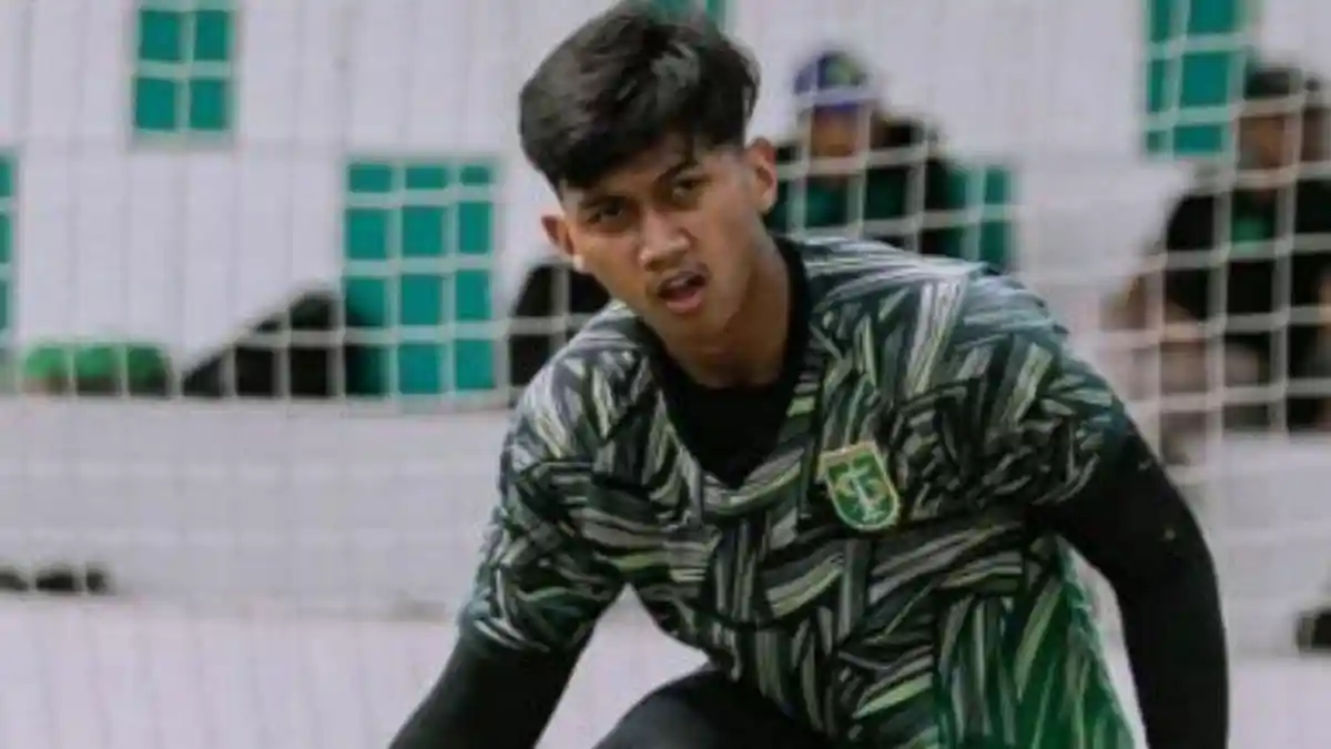 PROFIL Biodata Lengkap Aditya Arya Nugraha Kiper Persebaya Bela Timnas & Umur Aditya Arya Sekarang