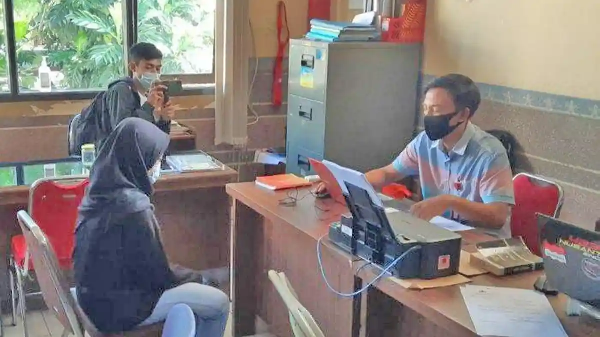 Ibu Mayat Bayi Digigit Anjing Ditangkap, Tersangka Masih 21 Tahun, Pacarnya Berstatus Mahasiswa