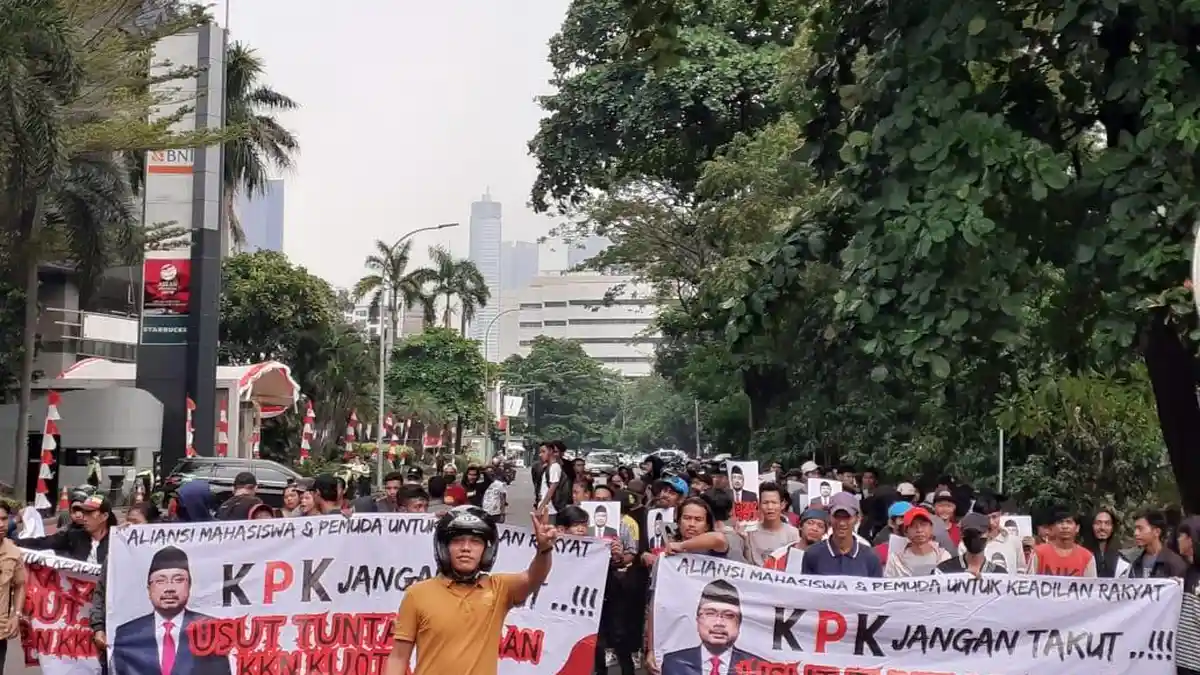 Polemik Pengalihan Kuota Haji Minta Diusut Tuntas, Aliansi Mahasiswa Serahkan Bukti Data ke KPK