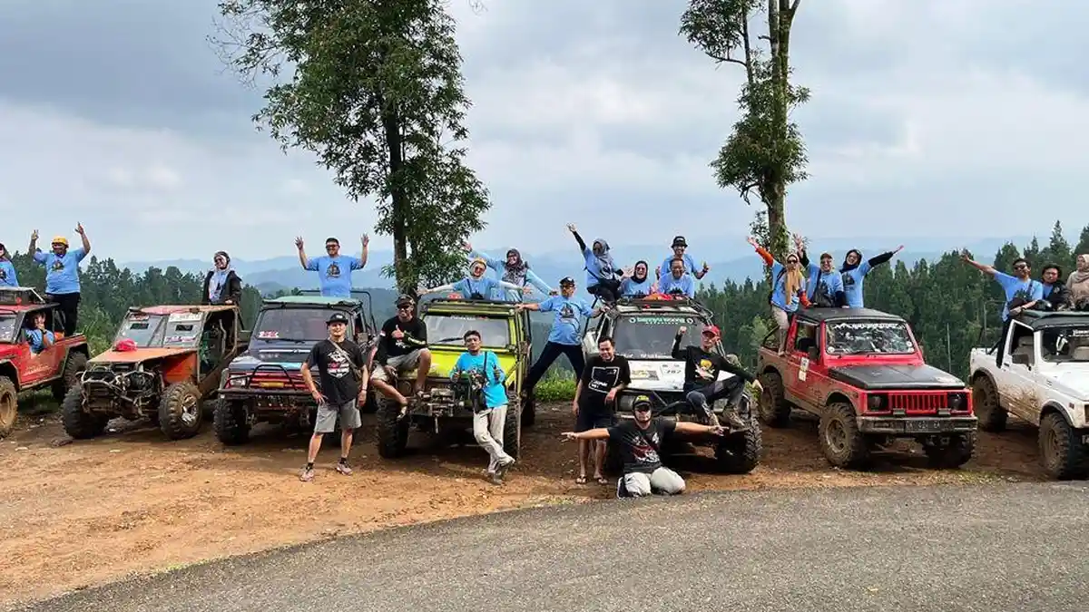 Kisah Pavla, Turis Ceko Pemburu Harta Karun Wisata Tersembunyi di Banjarnegara