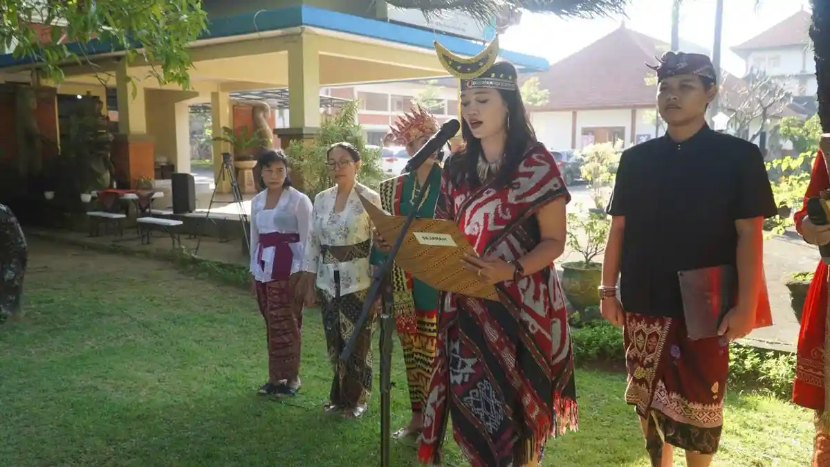 Kemendukbangga Peringati Hari Keluarga Nasional, Perkuat Komitmen Membangun Keluarga Berkualitas - Tribun-bali.com