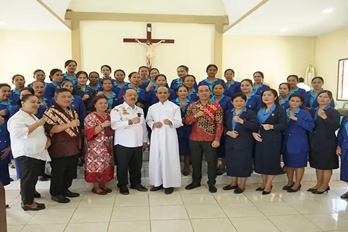 Pengurus WKRI Ranting Santa Agatha Modang Dilantik, Dihadiri Wabup Ontot