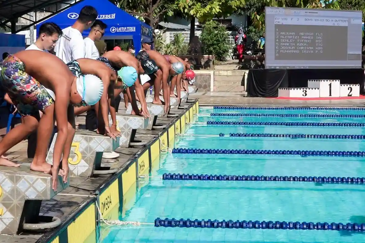 1500 Atlet Bersaing Rebut Piala Gubernur Invitasi Renang Lampung 2025